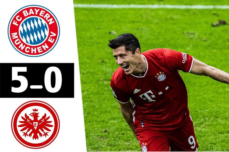 Lewandowski hat trick helps Bayern rout Frankfurt 5-0