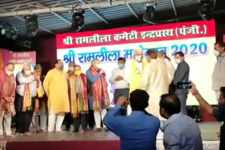 BJP Delhi president Aadesh Gupta reached for darshan at Ramlila held at IPEX Bhawan