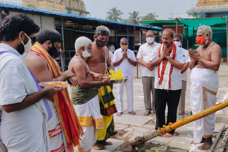 vadapalli temple