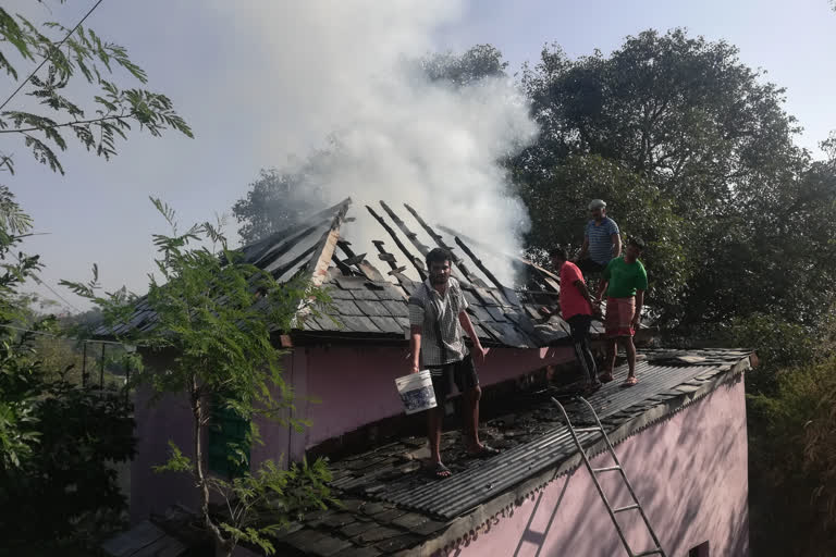 Fire in two-storey house in Bhoranj of hamirpur