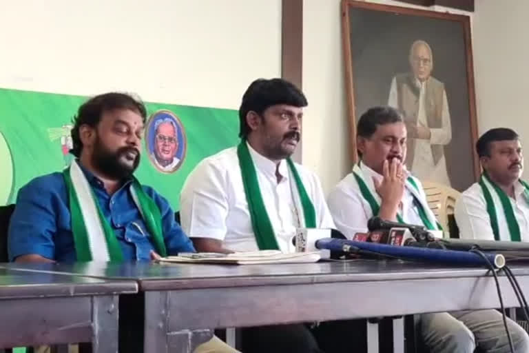 JDS leaders Press Meet at Bengaluru