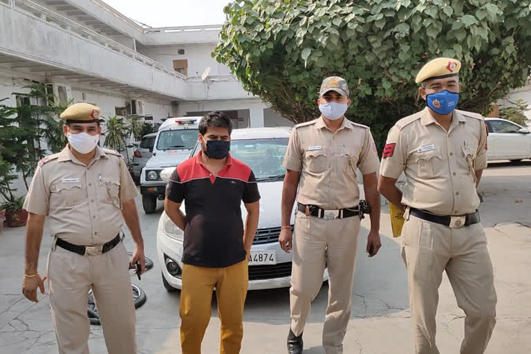 Accused of hitting cyclist arrested in delhi