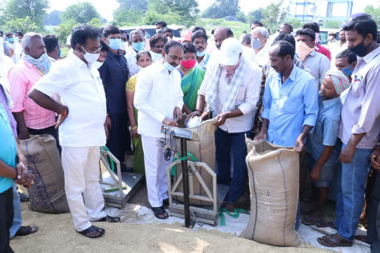 minister eetala rajendar opened paddy purchase centers in huzurabad constituency