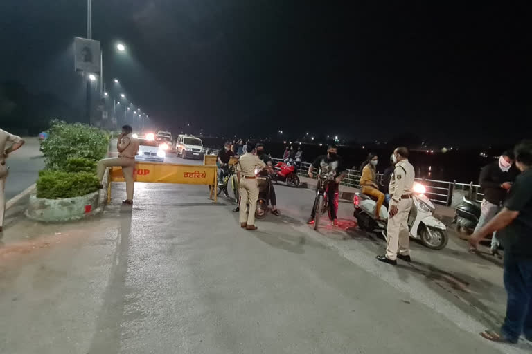 police checking vehicles over upcoming festivals in bilaspur