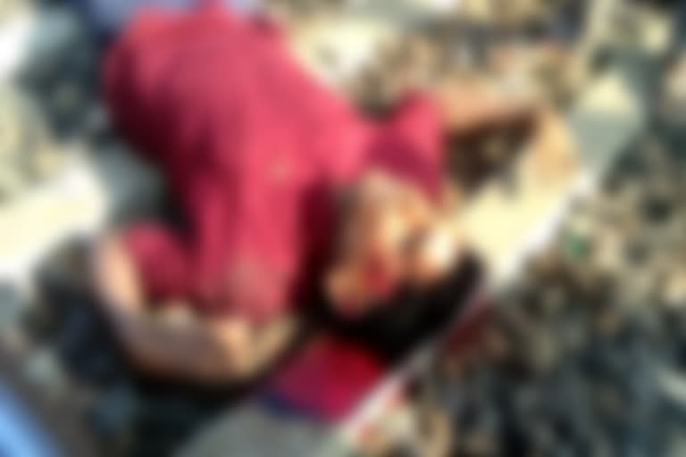 Dead body of a person found on railway track in dhanbad