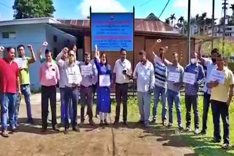 APDCL Protest in Sivsagar assam etv bharat news