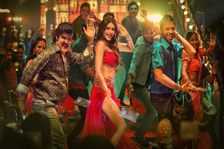 Makers drop dancing number 'Basanti' from Suraj Pe Mangal Bhari