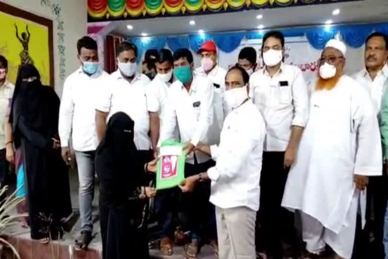 shaadi mubarak cheques distribution in jagtial district