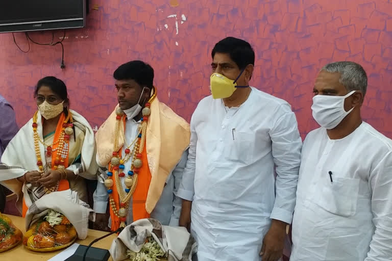 Bagalkot Municipal Council President and Vice President elected unanimous