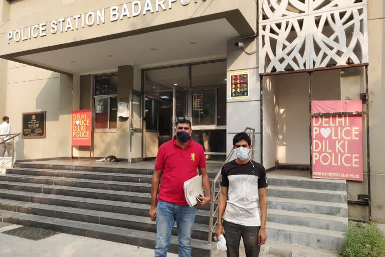 badarpur police arrested declared accused