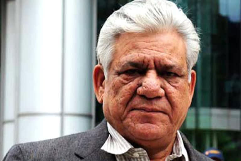 Om Puri honoured at India International Film Festival of Boston