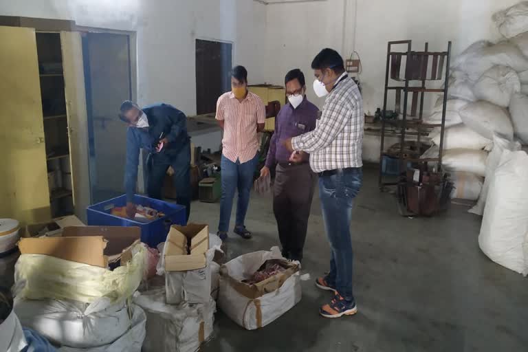 fake cigarette factory raided, fake cigarette factory in Kota