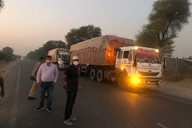 अवैध खनन ट्रक सीज, Illegal mining truck seized