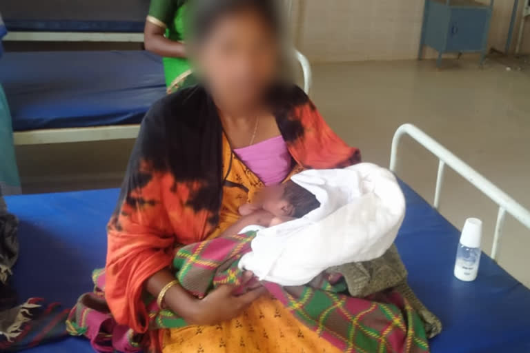 parents-reject-baby-born-without-marriage-to-her-daughter-at-allamputtu