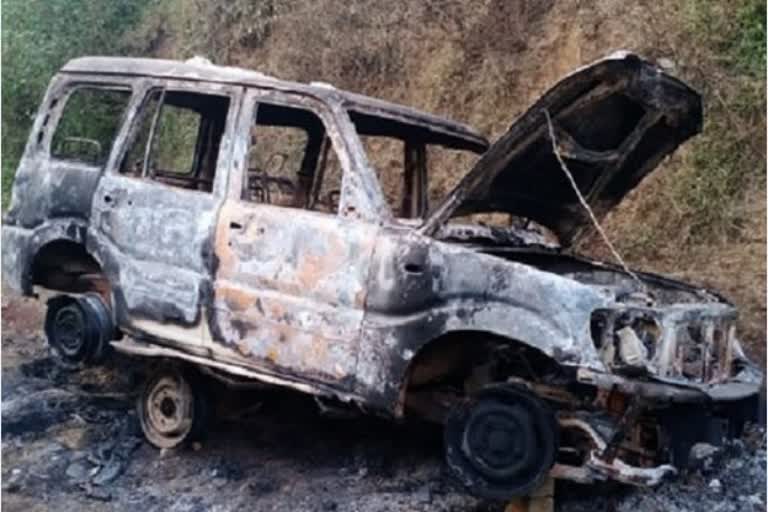 four-wheeler-was-set-on-fire-by-accused-near-patharia-river-in-in-durg