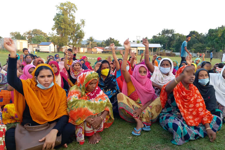 women  protest at Gowalpara