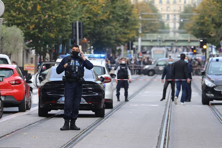 France knife attack