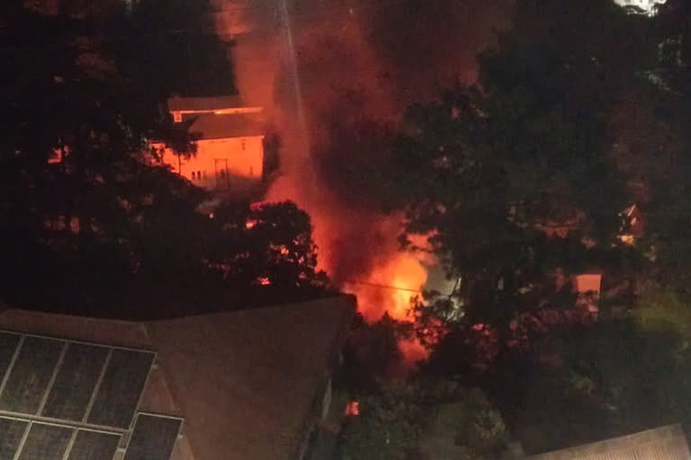 Fire in three places in Shimla city