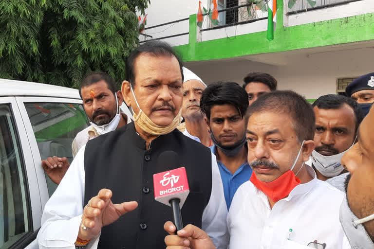 congress leader subodh kant sahay slams nda govt on unemployment