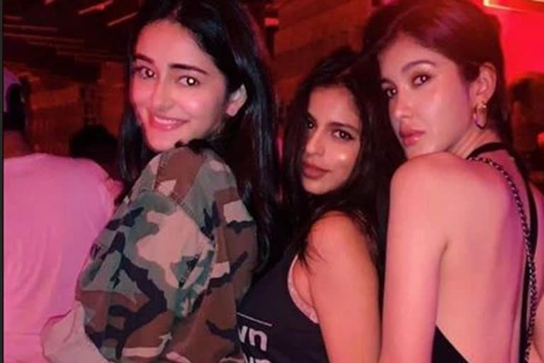 Interesting! Here's Suhana Khan's special b'day gift for Ananya Panday