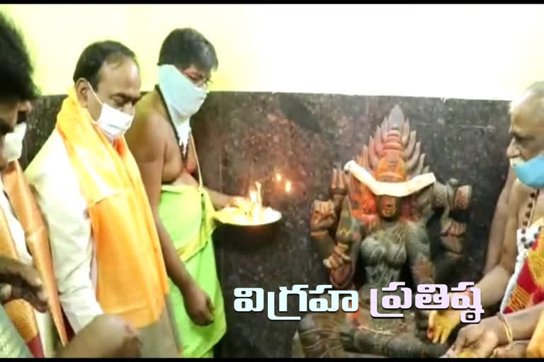 Minister Etela rajender visits pochamma temple in huzurabad mandal in karimnagar