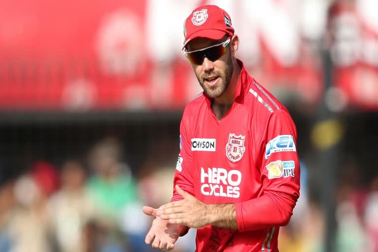 kxip batsman glenn maxwell gives epic response to fan who asked him to score big