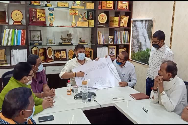 mla-ashish-chhabda-holds-business-meeting-in-complex-construction-in-bemetara