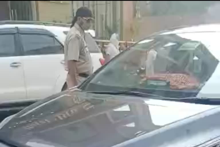 traffic sho suspended due to dispute with driver of jind mla krishna middha