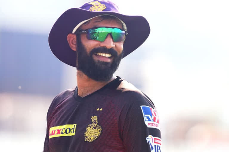 dinesh karthik umpire shamshuddin conversation in telugu video goes viral