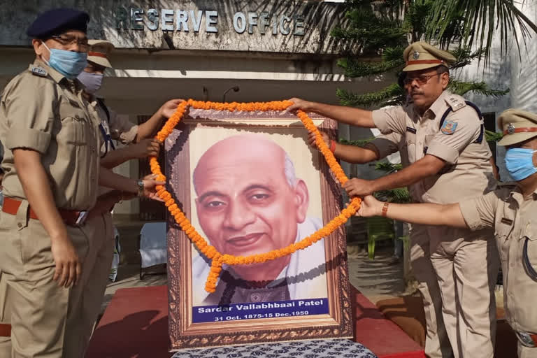 sardar patel birth anniversary in pakur