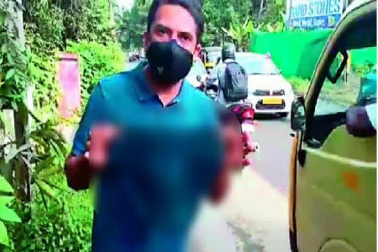 Kerala doctor who protested by stripping on the road gets suspension