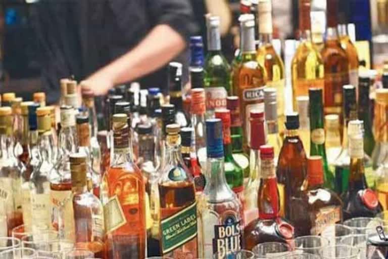 Aarogya setu app must for wholesale- liquor shop staff