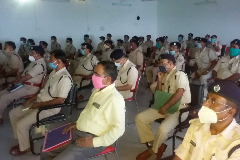 ssp hold crime meeting in jamshedpur