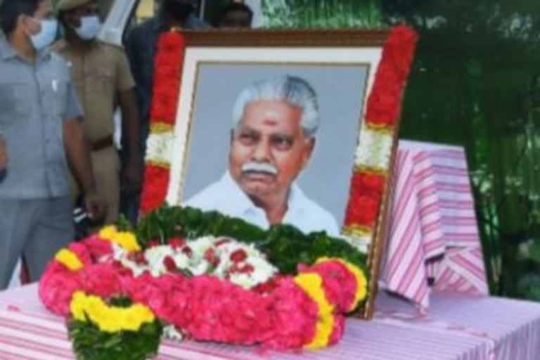 Dmk leader stalin Condolence for minister duraikannu death