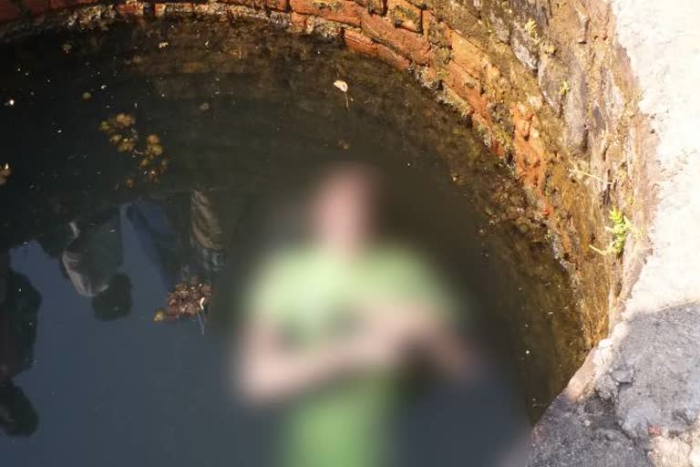 dead body found in well in dhanbad