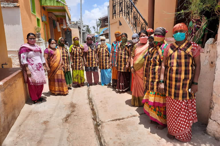 rajyotsava-award-for-koodligi-devadasi-self-help-center