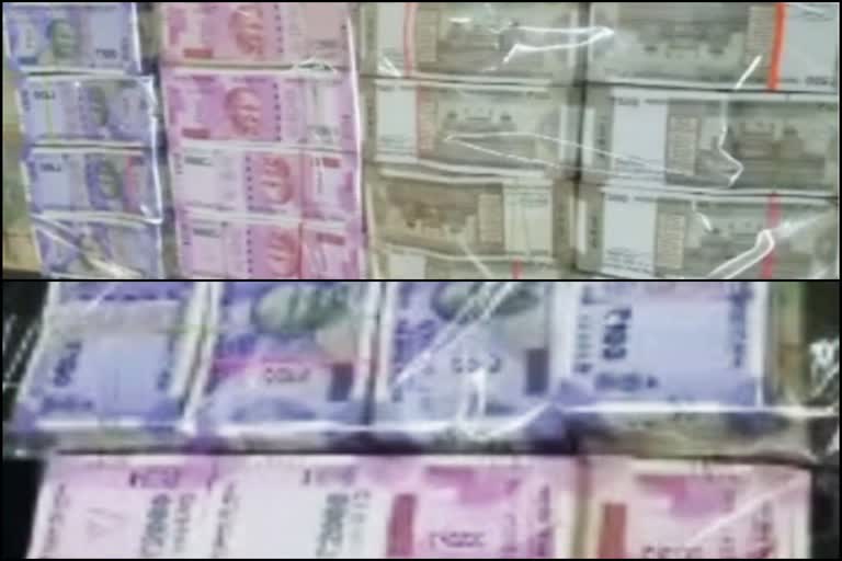 बीकानेर में नकदी जब्त, बीकानेर में कार से पैसे बरामद, Money recovered from car in Bikaner