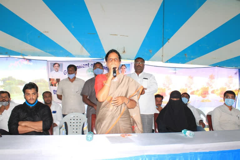 minister cheques distribution at jalpally in rangareddy district