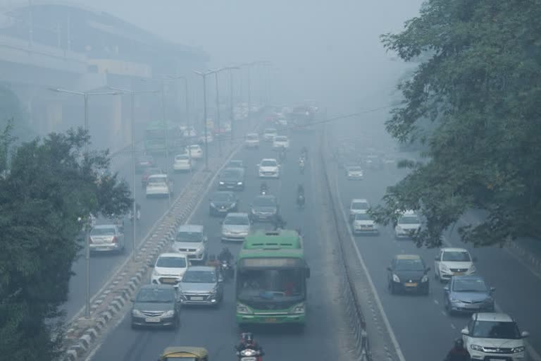very poor air quality in Delhi