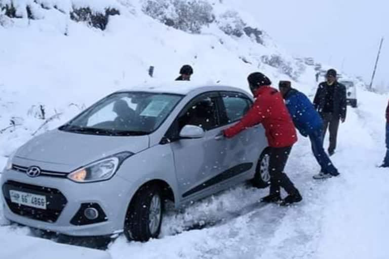 Snowfall in Lahaul