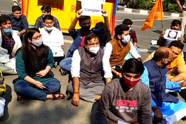 G.B. Pant engineering college students continue to protest in delhi