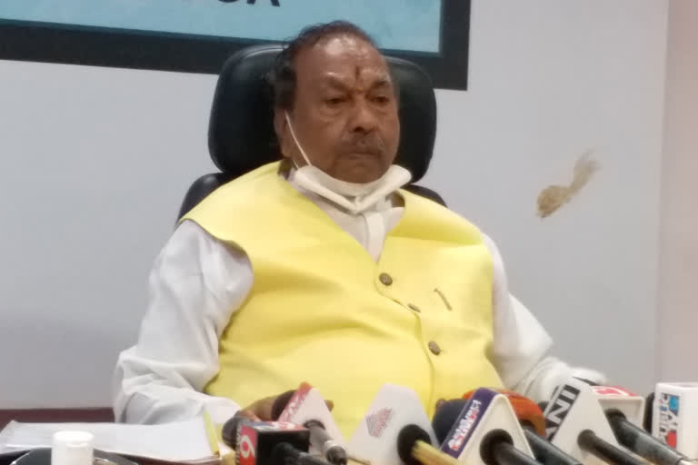 KS Eshwarappa reactions about by-elections