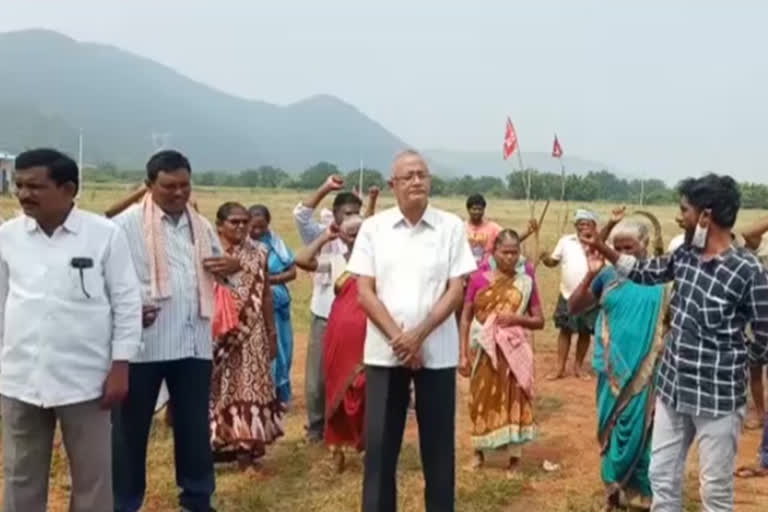 cpm protest on dalits lands occupation