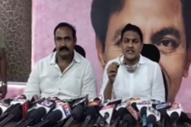 mla's saidireddy and mallaiah yadav fires on bandi sanjay