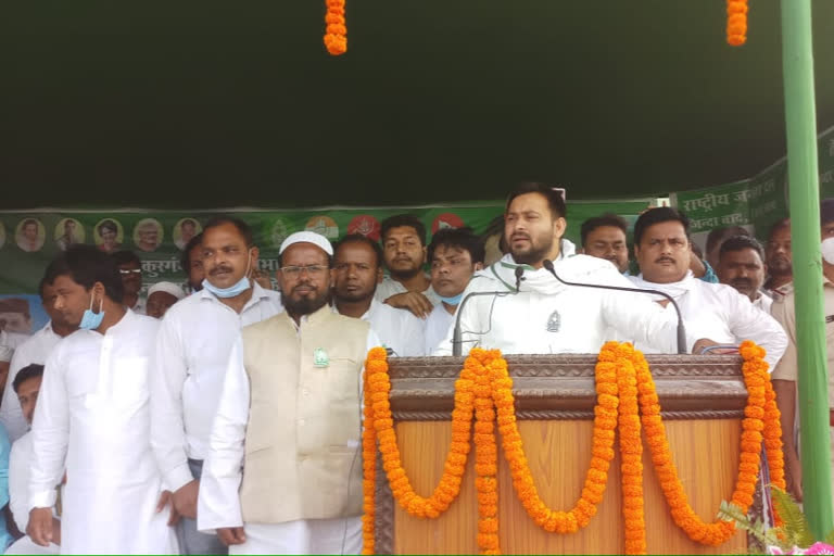 bihar polls 2020: tejaswi rally in thakurganj