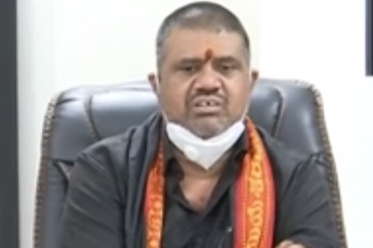 పర్యాటక శాఖ మంత్రి అవంతి శ్రీనివాసరావు