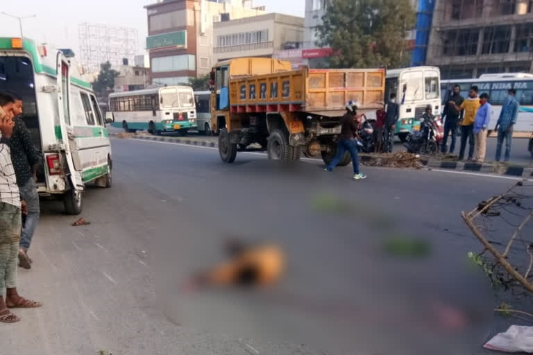 bike accident in ramachandrapuram sangareddy