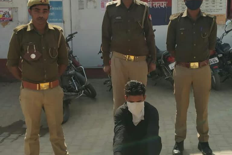 वाराणसी पुलिस ने एक मोबाइल चोर को धर-दबोचा