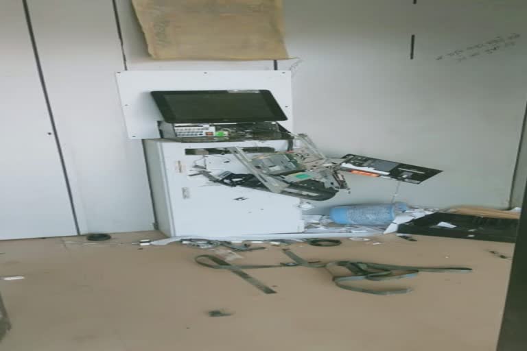 demolition-at-atm-in-raigarh