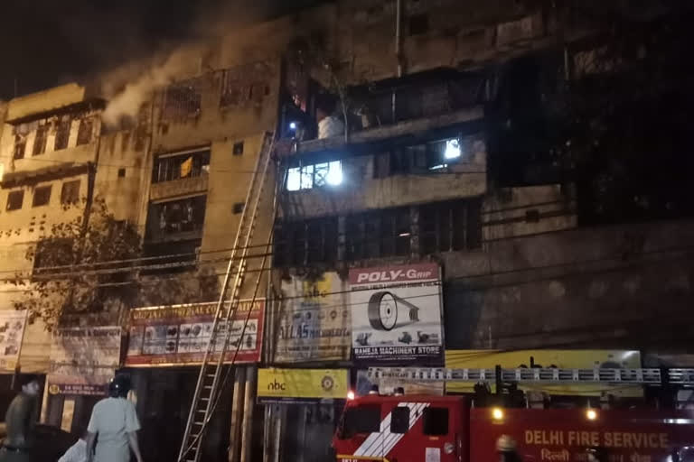 fire breaks out at kotha no 58 gb road in delhi